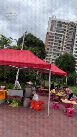 DƬ